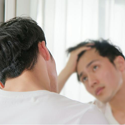 Finasteride tegen haaruitval: werking, gebruik en bijwerkingen