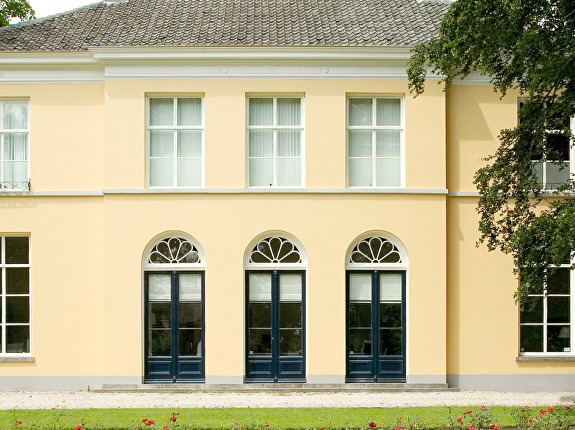 Consultatie in Antwerpen, ingreep in Vlijmen